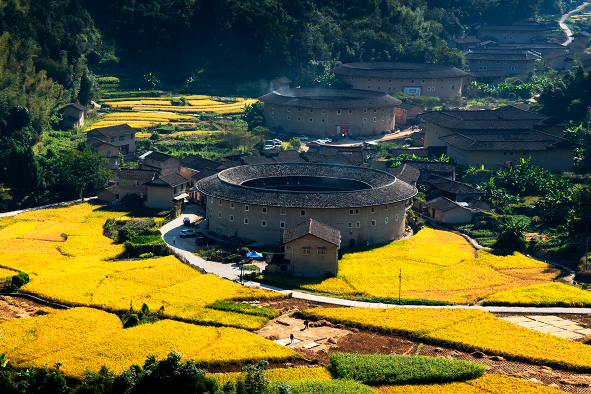 影支宝 2026年10月2日福建稻香满土楼金秋美食4天人文风光摄影团